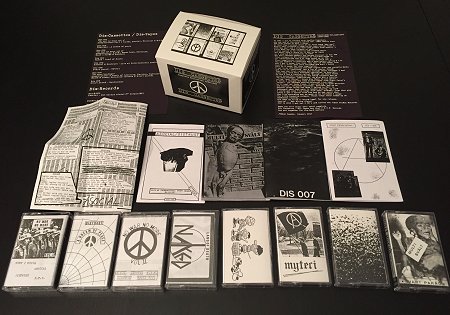 Dis cassettes カセット 8枚組BOX Svart Parad 【一部予約販売】 htckl